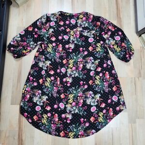 Torrid Floral Print Dress Polka Dot 3/4 Sleeve V‎ Neck Plus Size 2